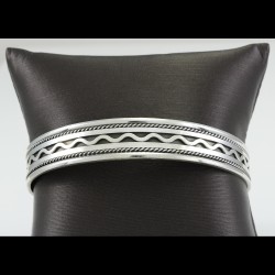 Handmade Egyptian Bedouin Vintage Style Bangle 