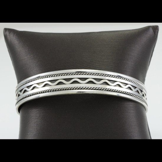Handmade Egyptian Bedouin Vintage Style Bangle 