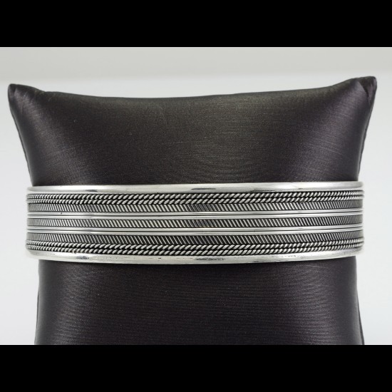 Handmade Egyptian Bedouin Vintage Style Bangle 