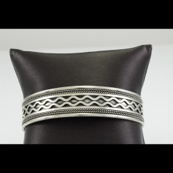 Handmade Egyptian Bedouin Vintage Oxidized Style Bangle 