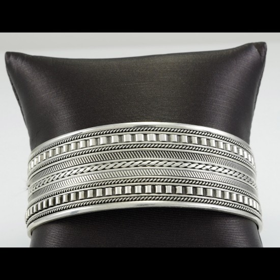Handmade Egyptian Bedouin Vintage Style Bangle 
