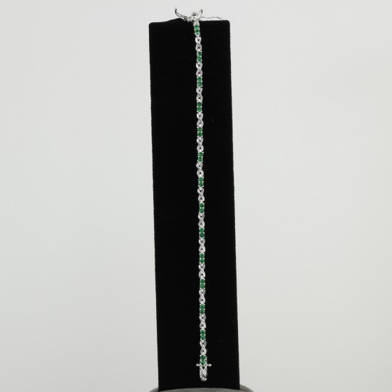 Fashionable Emerald Bracelet