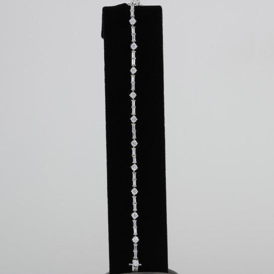 Fashionable Tennis  Bracelet