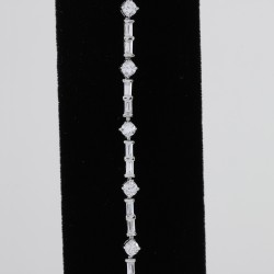 Fashionable Tennis  Bracelet