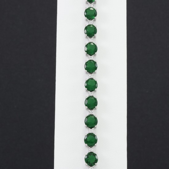 Fashionable Emerald Bracelet