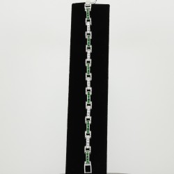 Fashionable Emerald Bracelet
