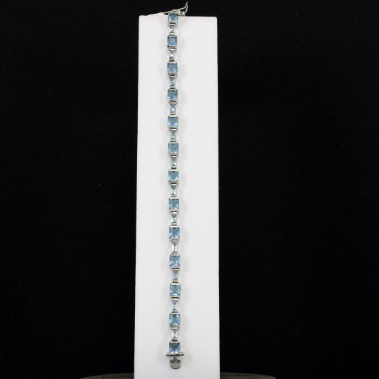 Fashionable Aqua Marine Bracelet