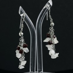Dangle Earring With Garnet And quartz 