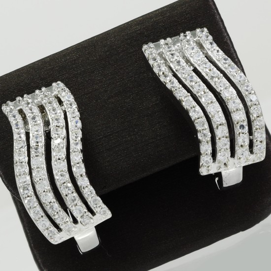 Fashionable Silver Earring