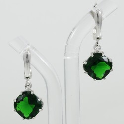 Emerald dangle earring