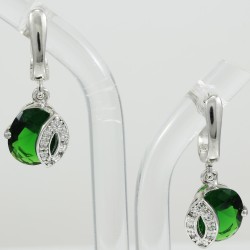 Emerald dangle earring