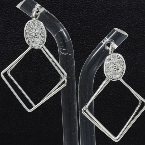 Fashionable Silver Earring