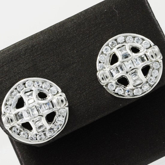 Fashionable Silver Round Stud Earring