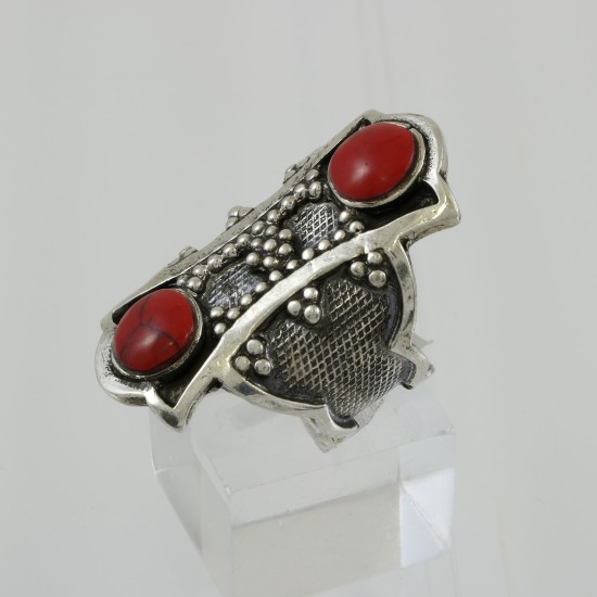 Red Sea Coral in Arabic Style Ring