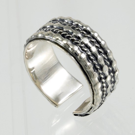 Bedouin silver band