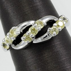 Fashionable Ring