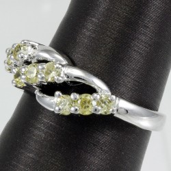 Fashionable Ring