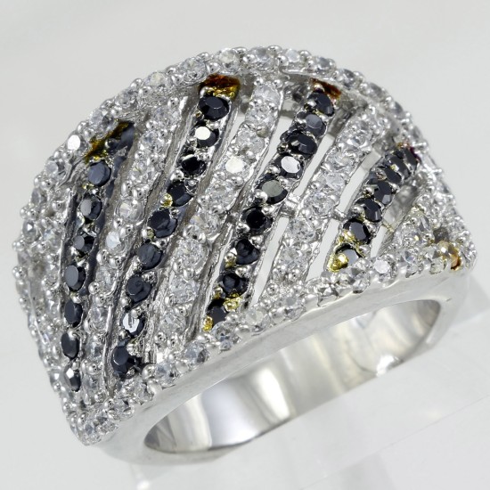 Fashionable Ring