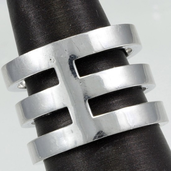 Fashionable Ring