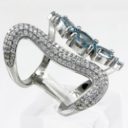 Fashionable aquamarine  Ring