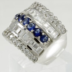 Fashionable Ring