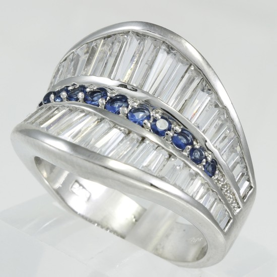Fashionable ring 