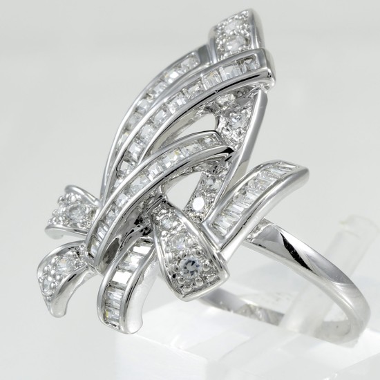 Fashionable ring 