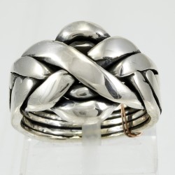 Puzzle ring