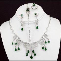 Emerald Teardrop Luxury Set