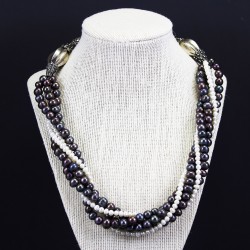 Freshwater white And Enhanced Black Pearl Necklace 