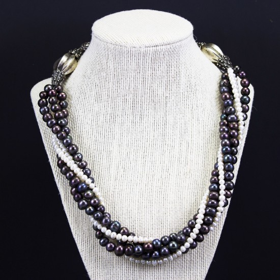 Freshwater white And Enhanced Black Pearl Necklace 