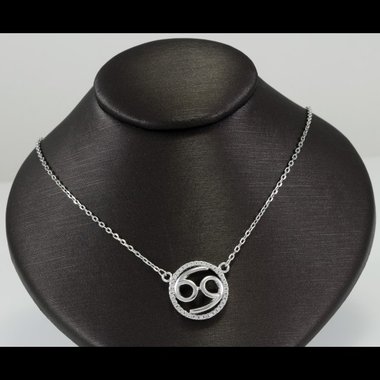 Fashionable Necklace