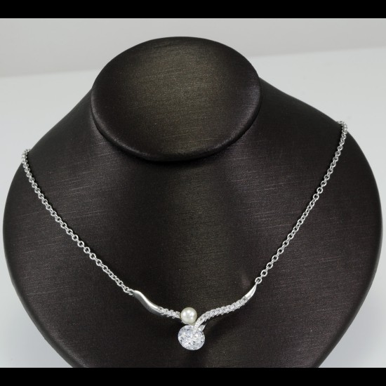 Fashionable Necklace