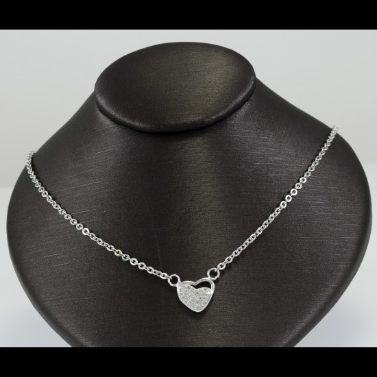 Fashionable Necklace