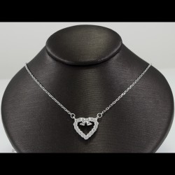 Fashionable Necklace