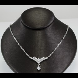 Fashionable Necklace
