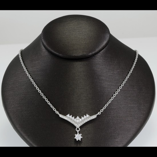 Fashionable Necklace