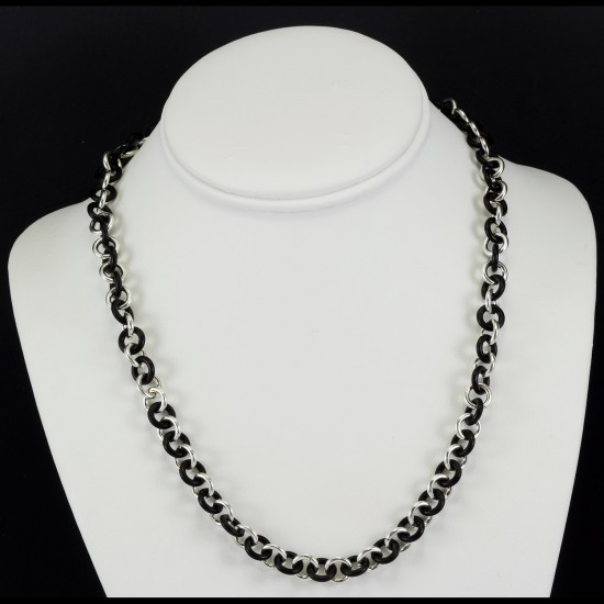 Fashionable Rubber Necklace