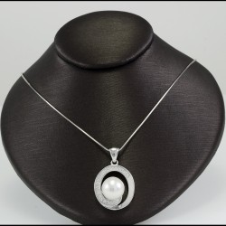 Freshwater Pearl Pendant 